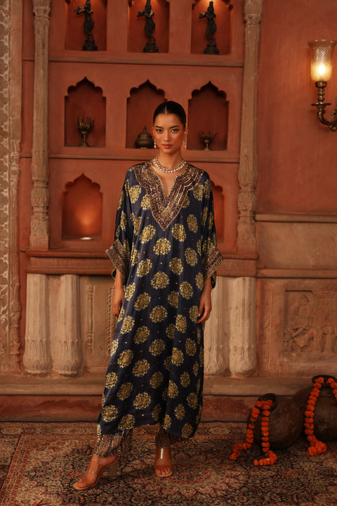 Begum Set Siyahi 2.0