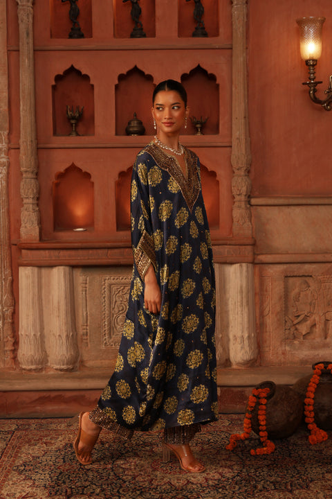 Begum Set Siyahi 2.0