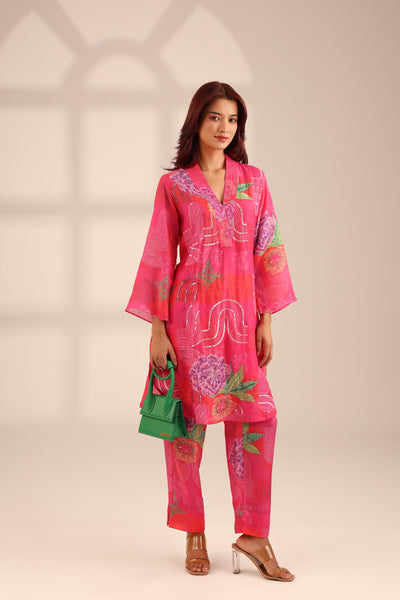FLORAL POP EMBROIDERED SET - FUCHSIA
