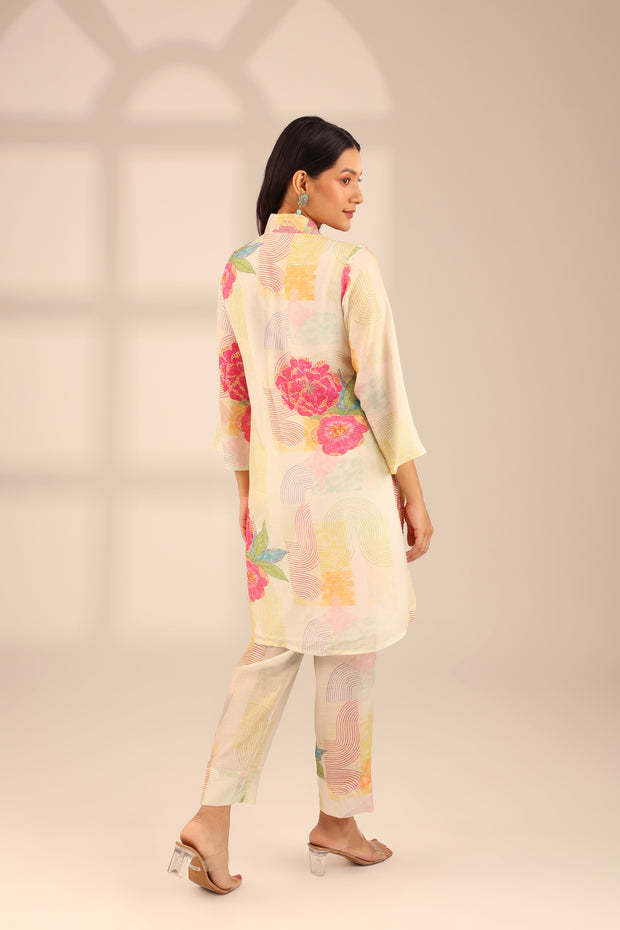 FLORAL POP EMBROIDERED SET - IVORY
