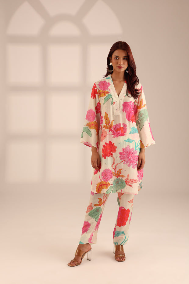 DREAM IN PINK EMBROIDERED SET