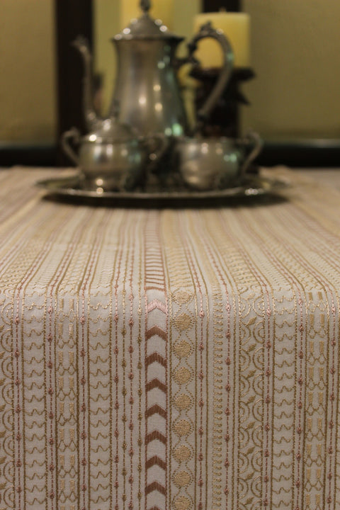 SUMAN TABLE RUNNER