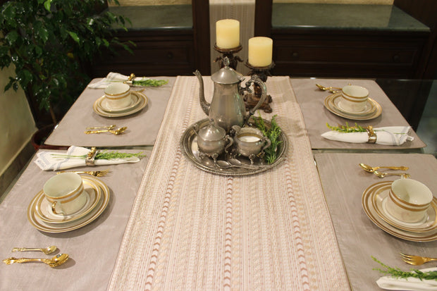 SUMAN TABLE RUNNER