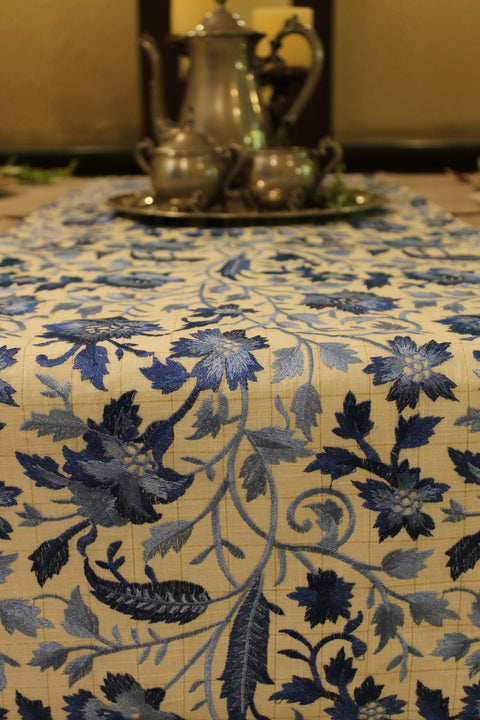 NEELA TABLE RUNNER